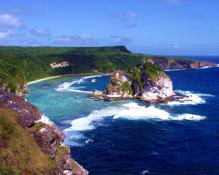 Марианские острова, самые невероятные места
