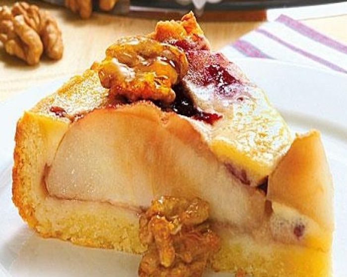 Грушевый пирог с орехами, оригинальные рецепты